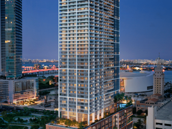 02-Gale-Hotel-and-Residences-Building-mobile