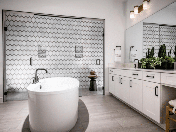 Shores_Corbeil_Primary-Bathroom_1_1920